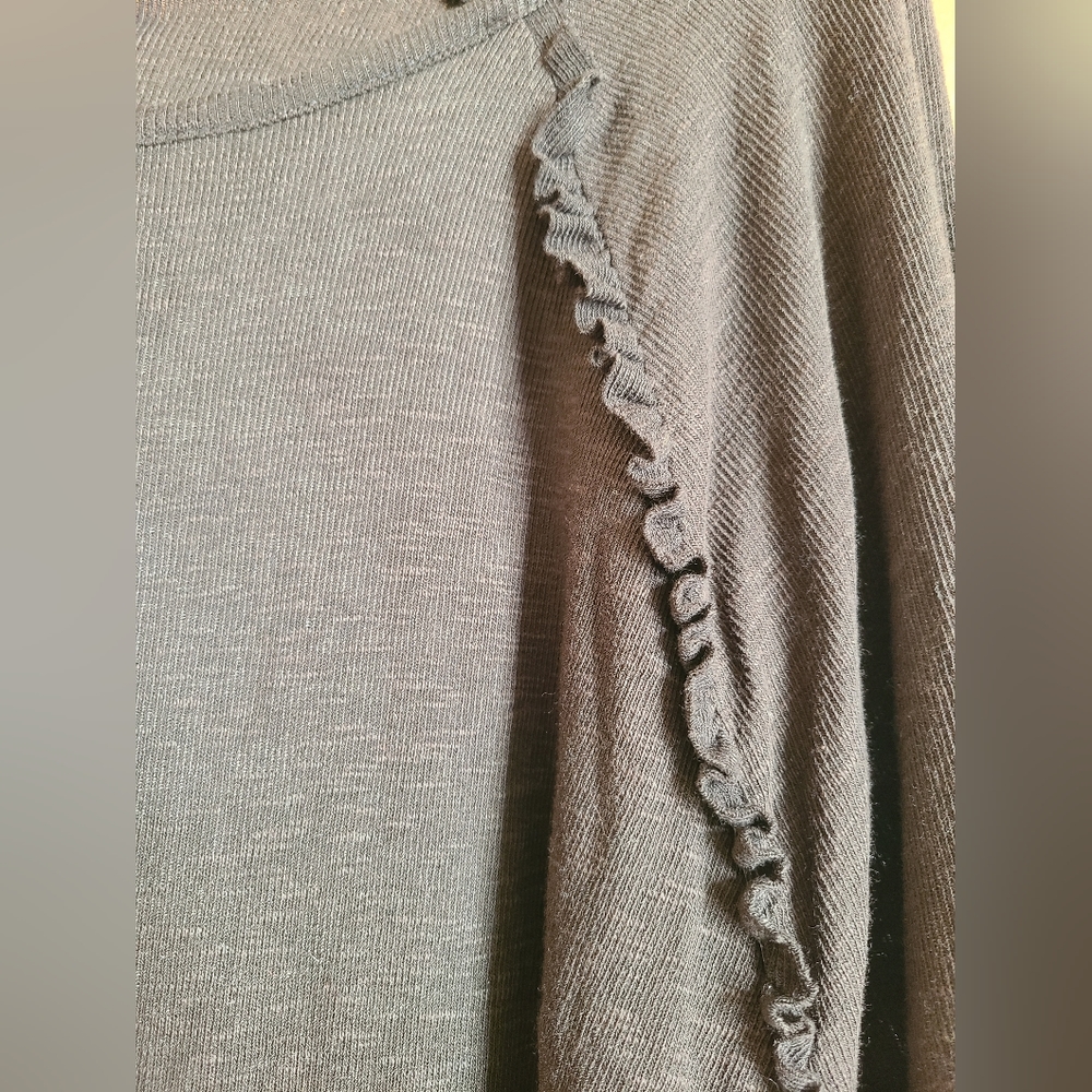 LC Lauren Conrad Raglan sleeve tunic - NWT! - Picture 2 of 8